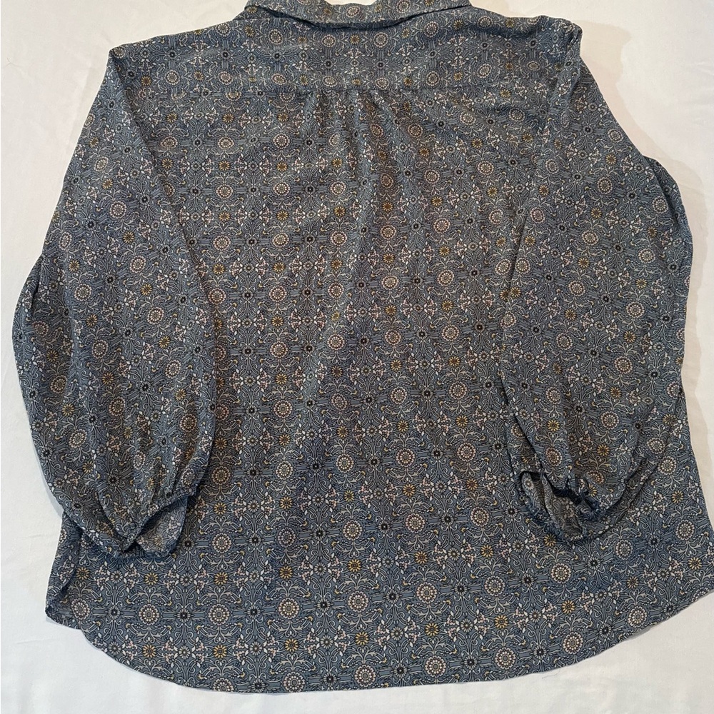 Max Studio Blue Patterned Blouse - Picture 4 of 5